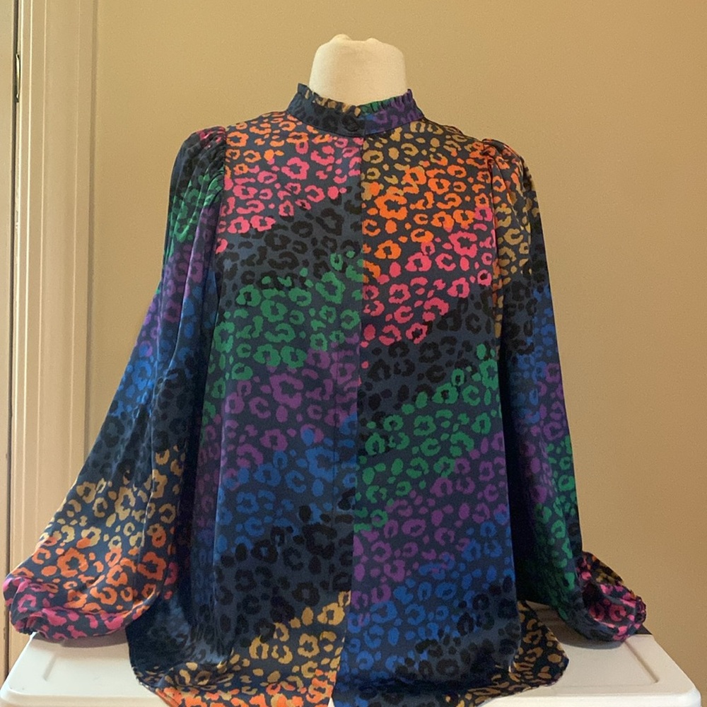 Vilagallo Multicolored Animal Print Blouse - Picture 4 of 10